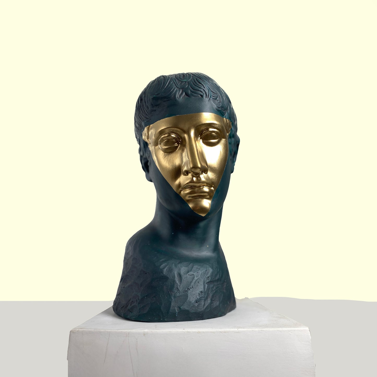 Augustus Innocent Dekoratif Heykel
