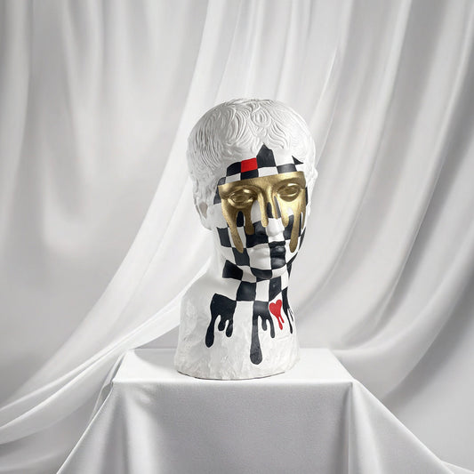 Augustus In Wonderland Dekoratif Heykel