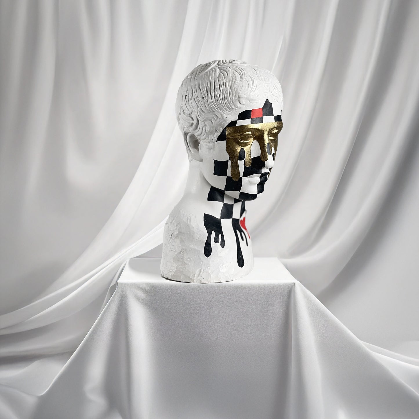Augustus In Wonderland Dekoratif Heykel
