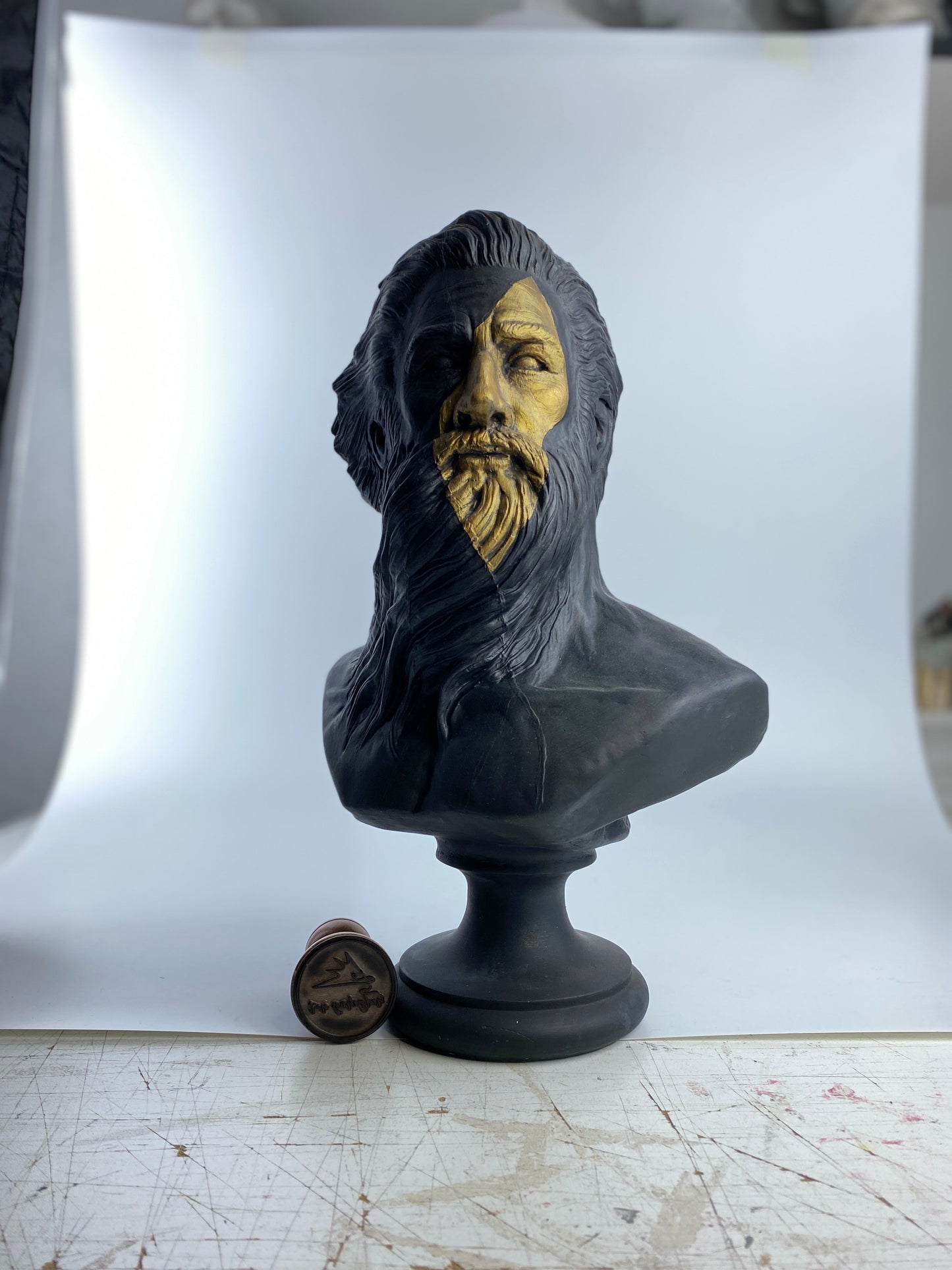 Poseidon Gold Scar Heykel