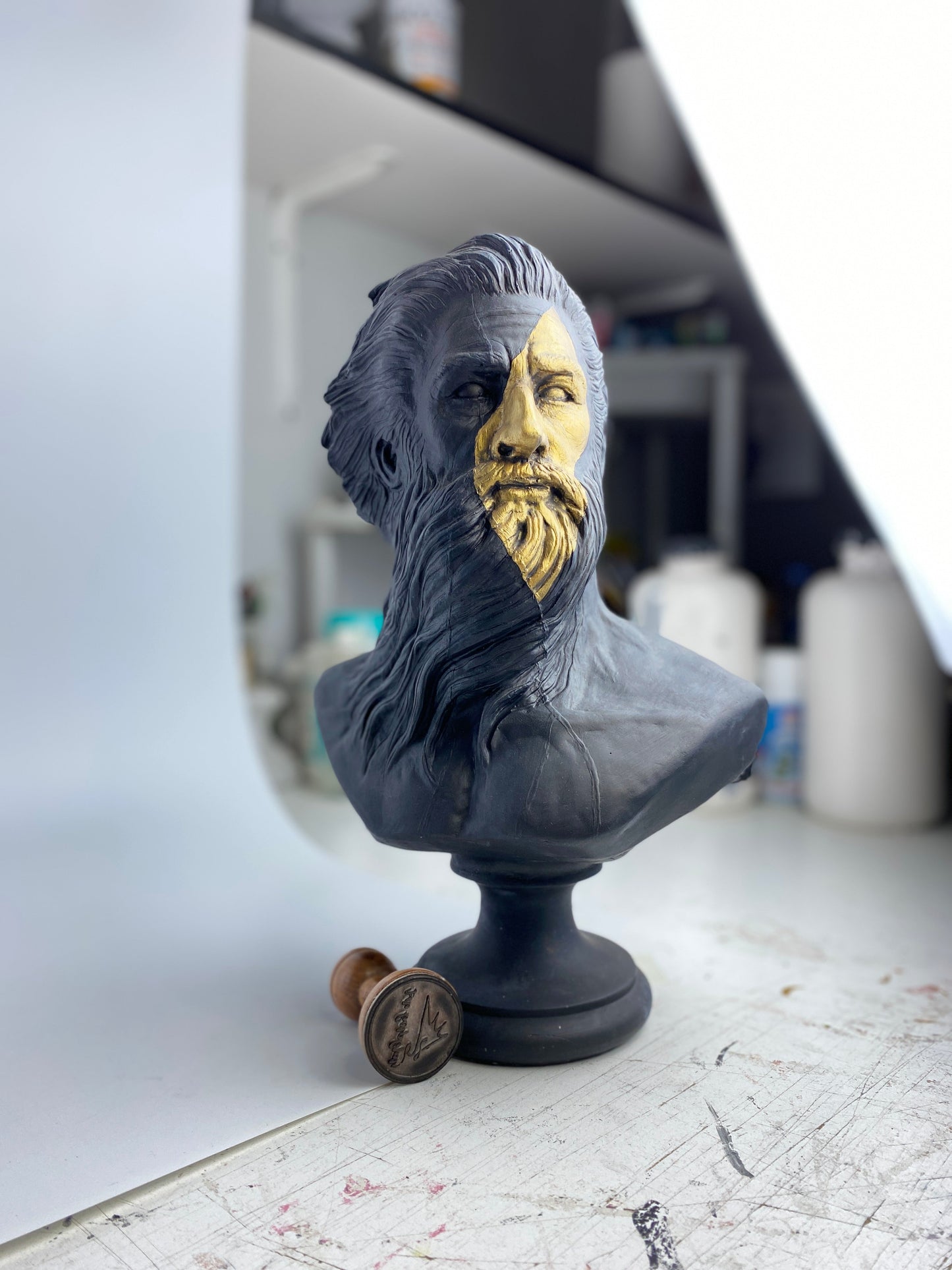 Poseidon Gold Scar Heykel
