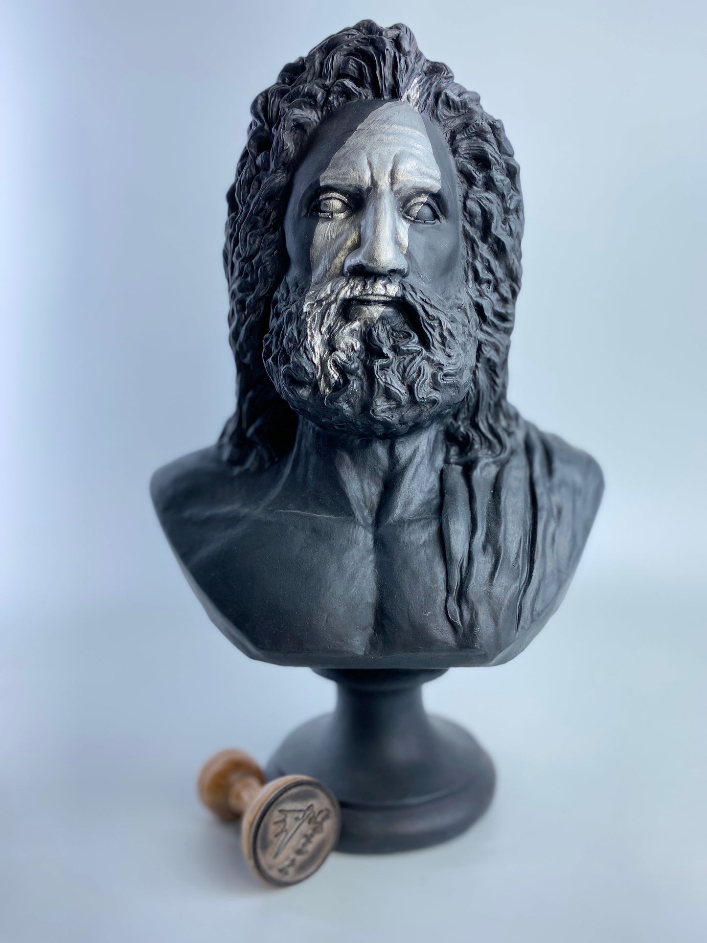 Zeus Silver Scar Heykel