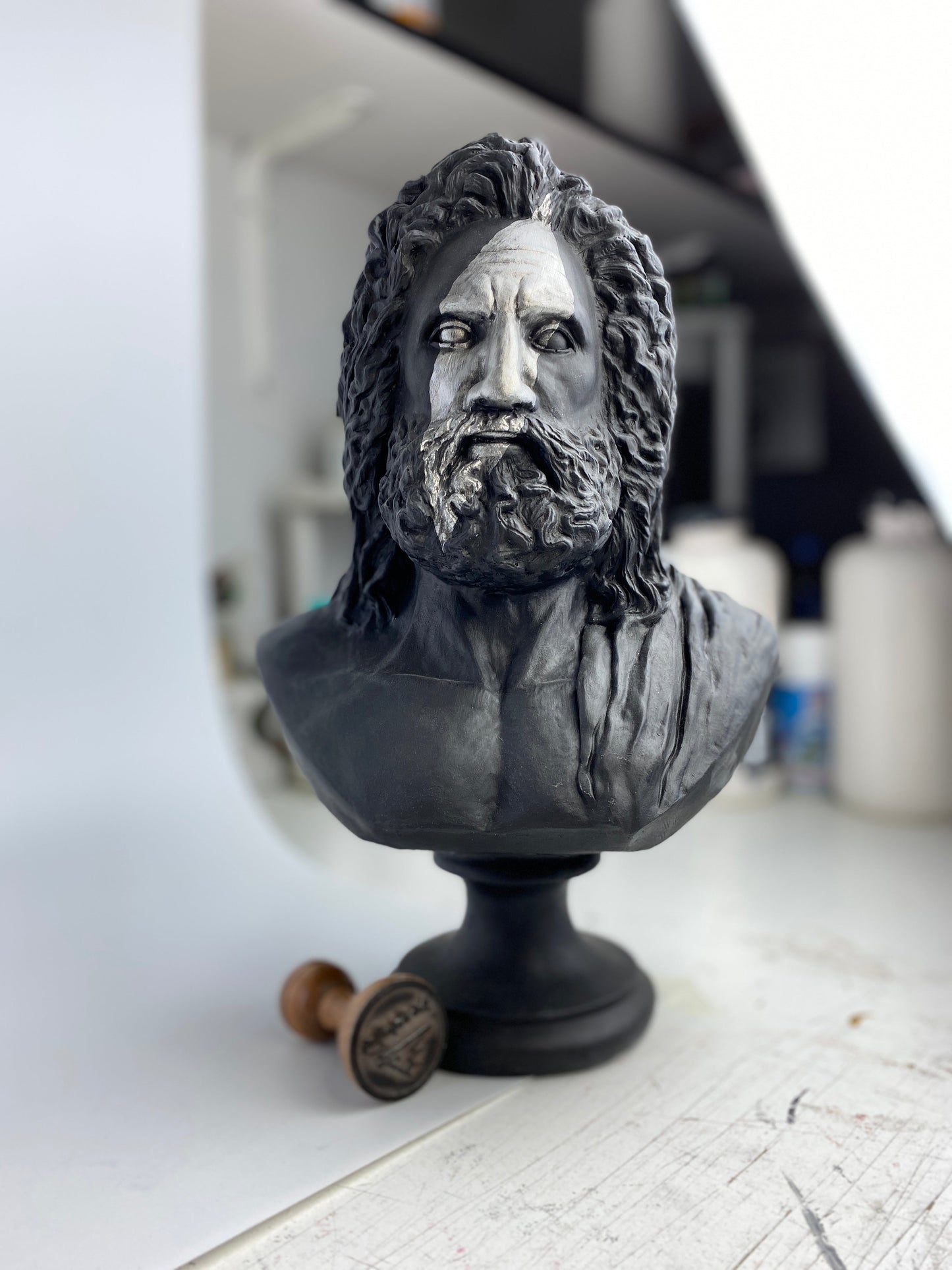 Zeus Silver Scar Heykel
