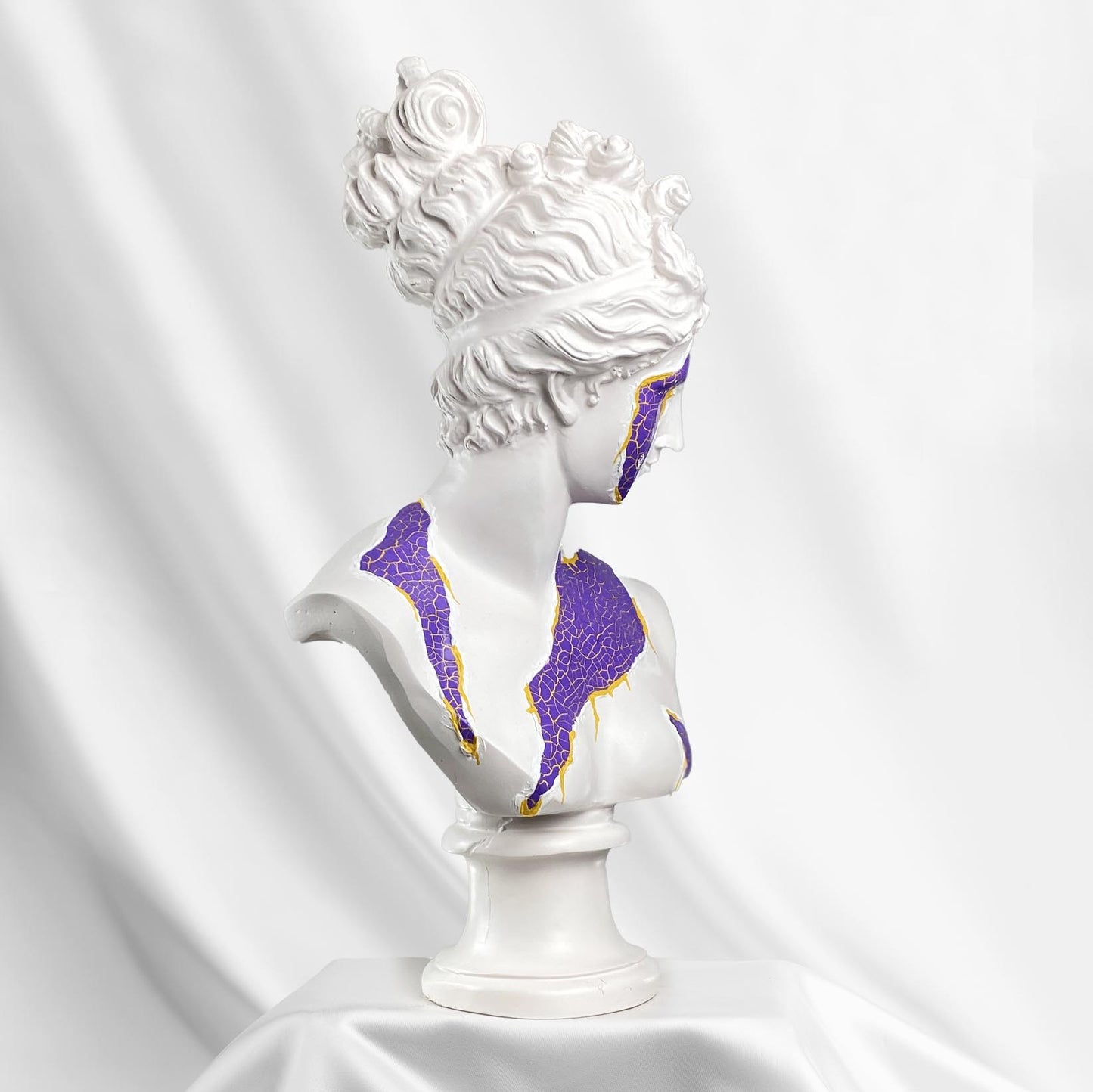 Diana Contagion Statue