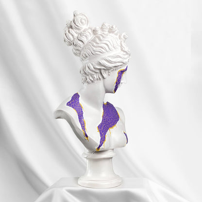 Diana Contagion Statue