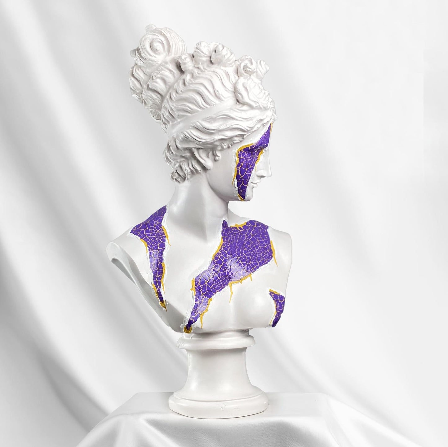 Diana Contagion Statue