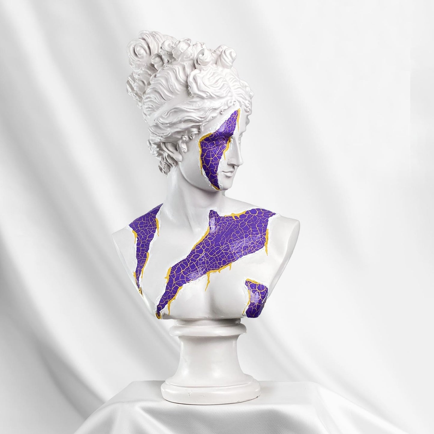 Diana Contagion Statue