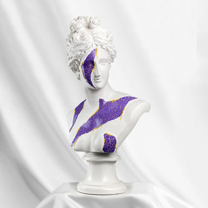 Diana Contagion Statue