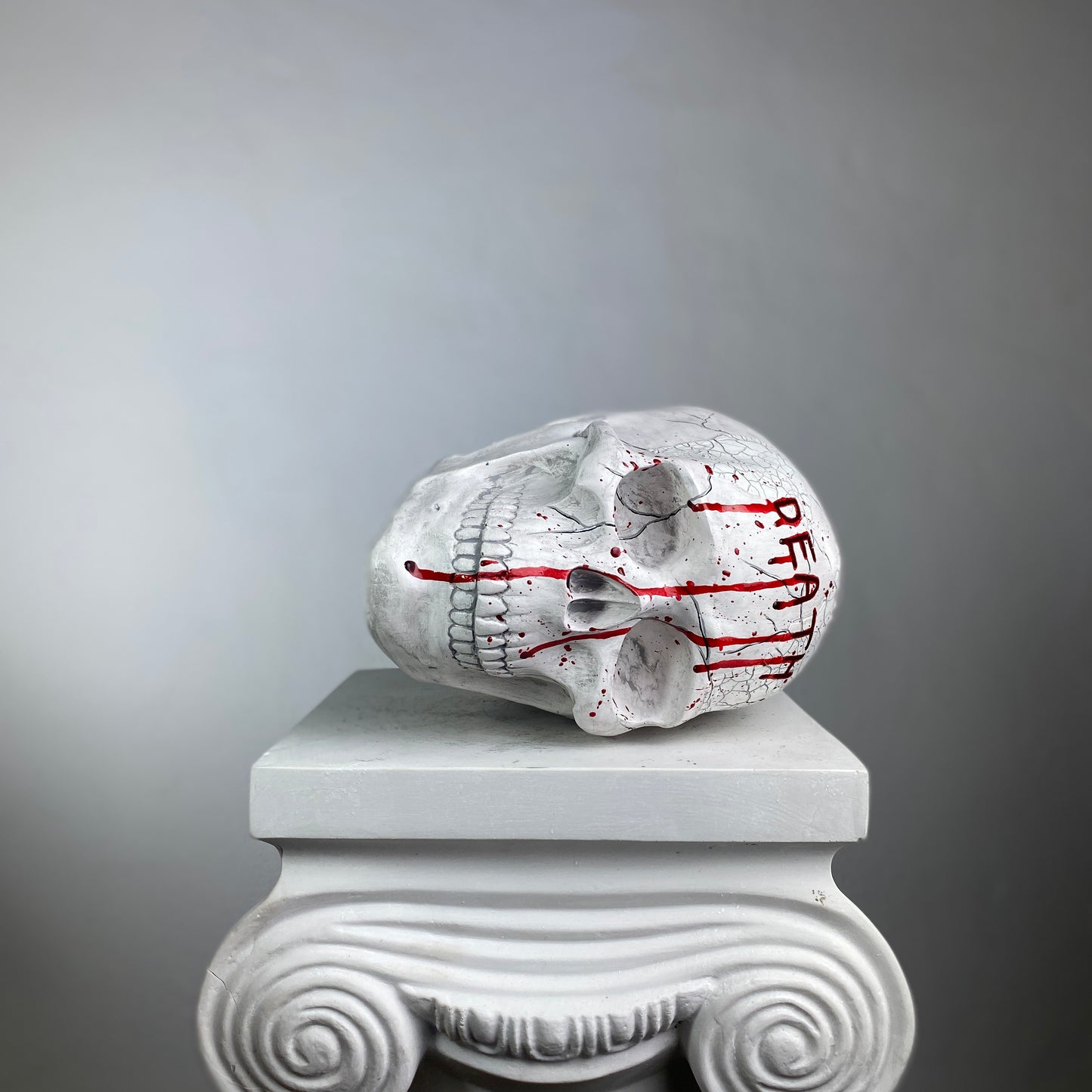 Skull Punishment Statue