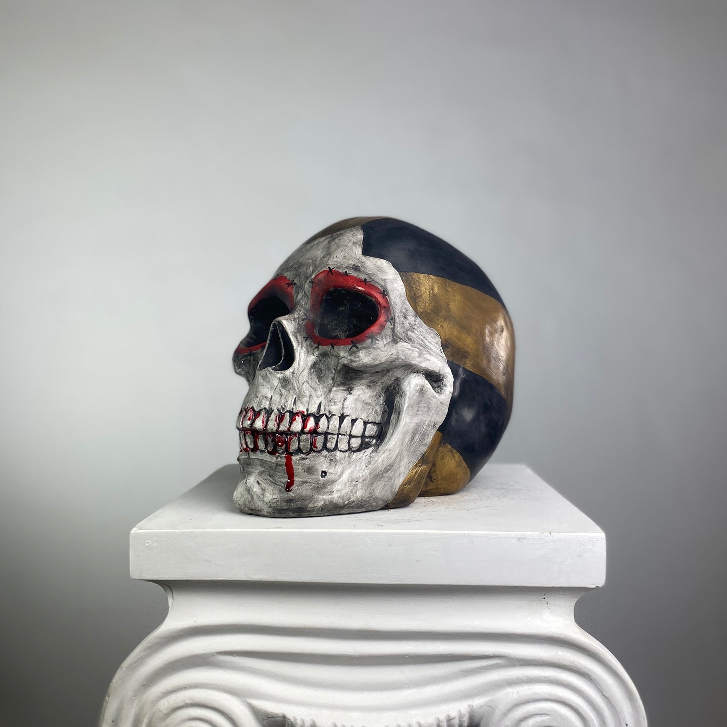 Skull Circus Statue
