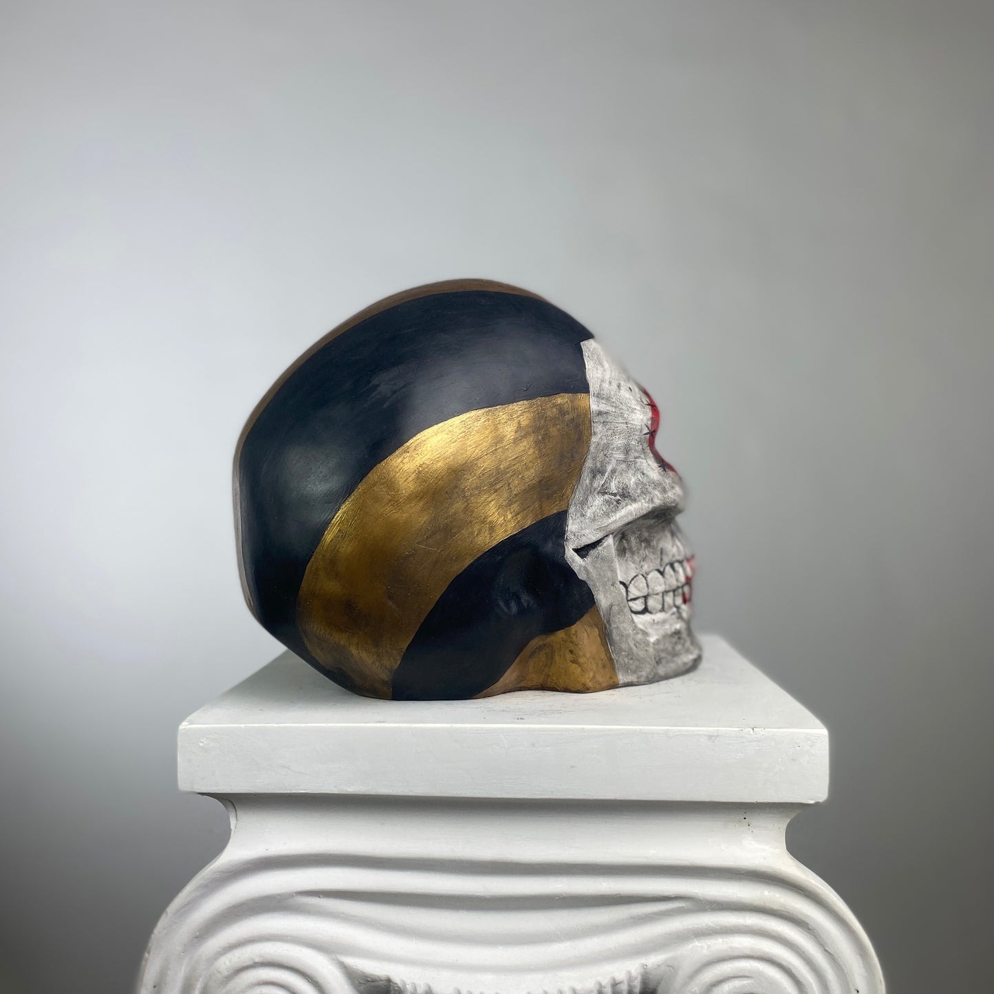 Skull Circus Statue