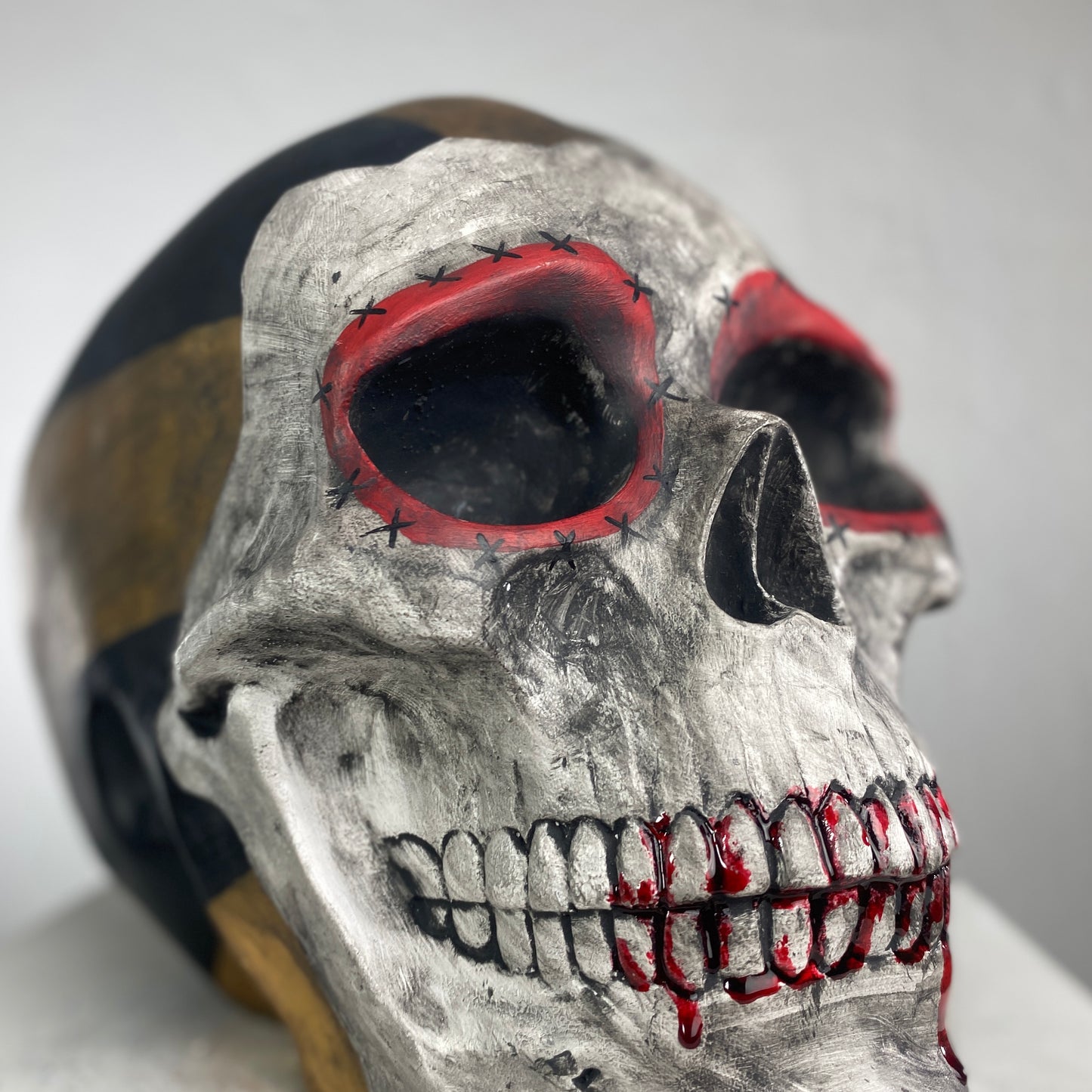 Skull Circus Statue