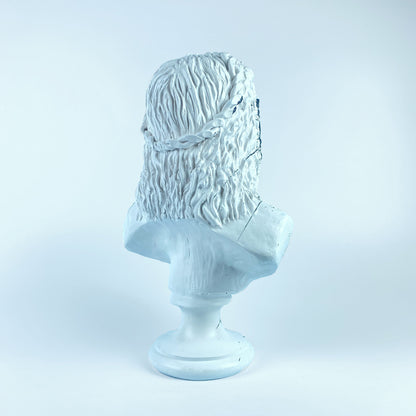 Zeus Monochrome Statue