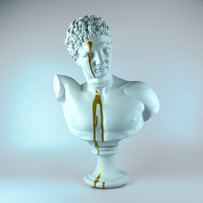 Hermes Gold Rain Büyük Heykel