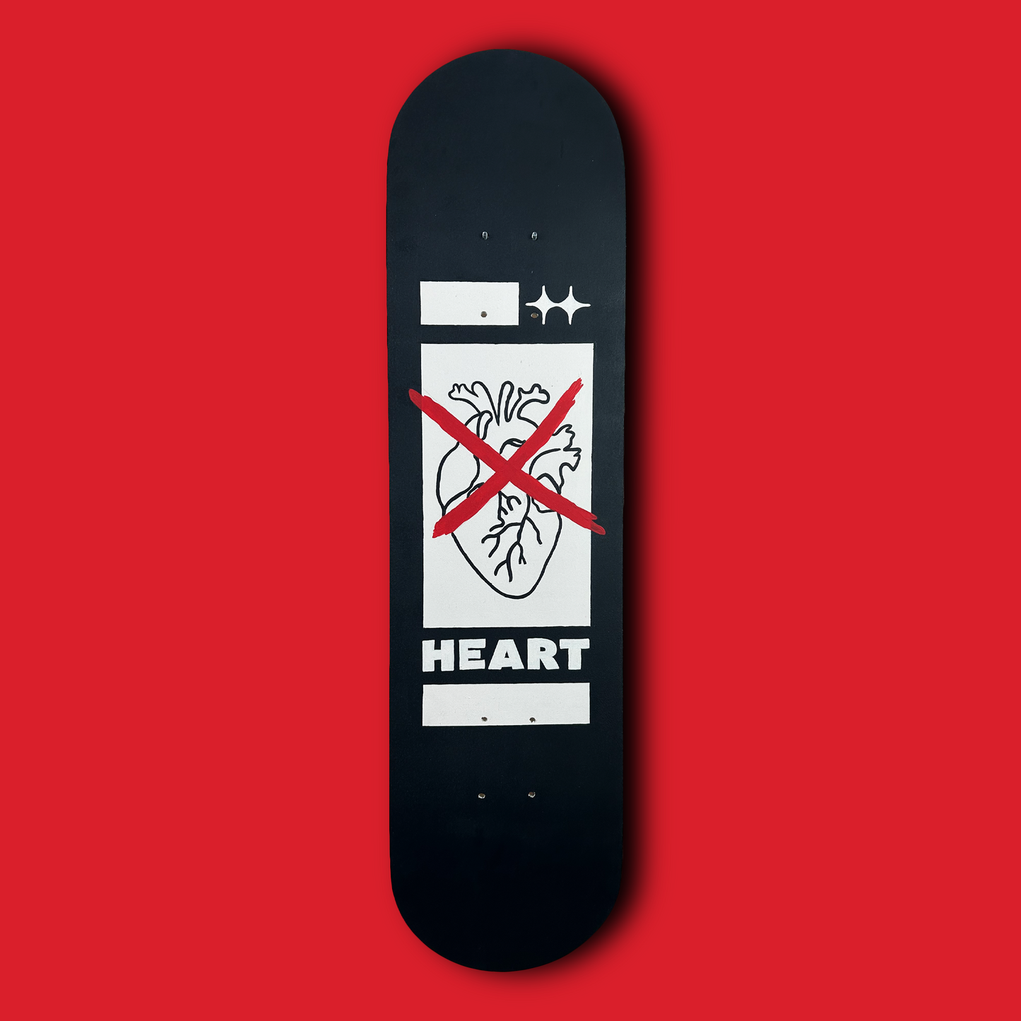 No Hearts Kaykay Duvar Dekoru