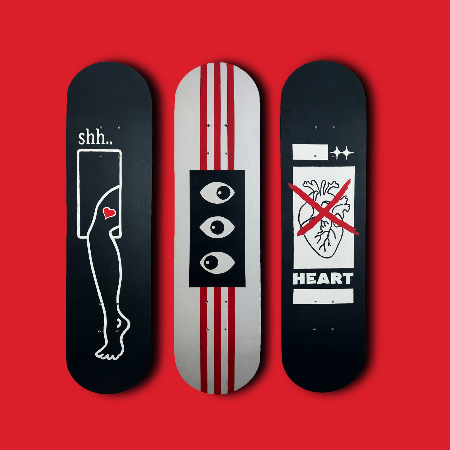 No Hearts Kaykay Duvar Dekoru