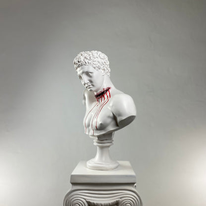 Hermes Cut Throat Büyük Heykel