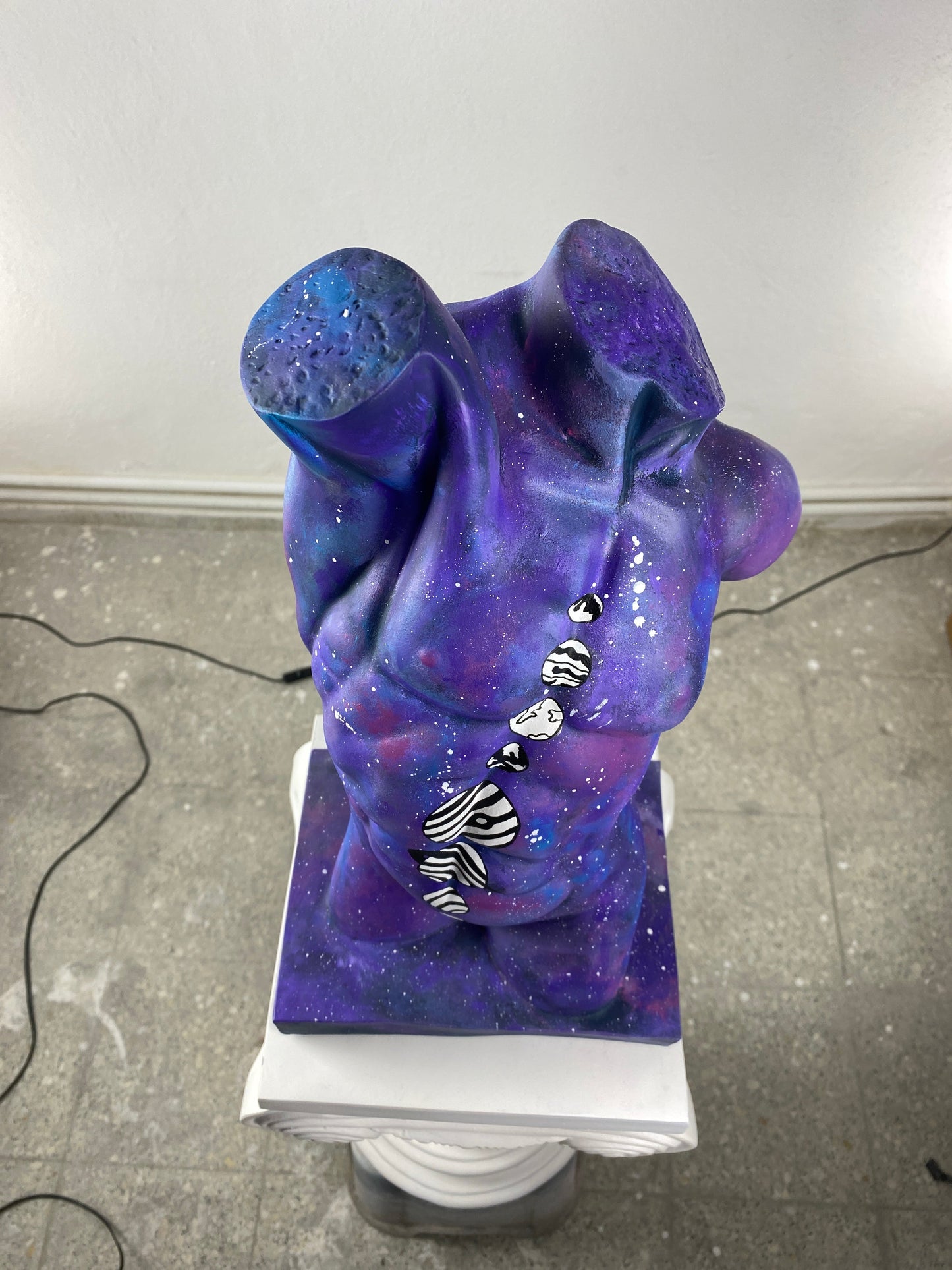 Torso Galaxy Heykel