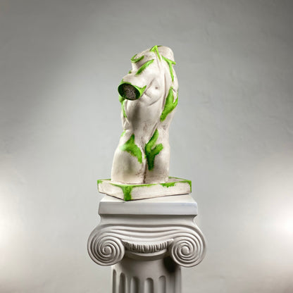 Torso Mossy Heykel