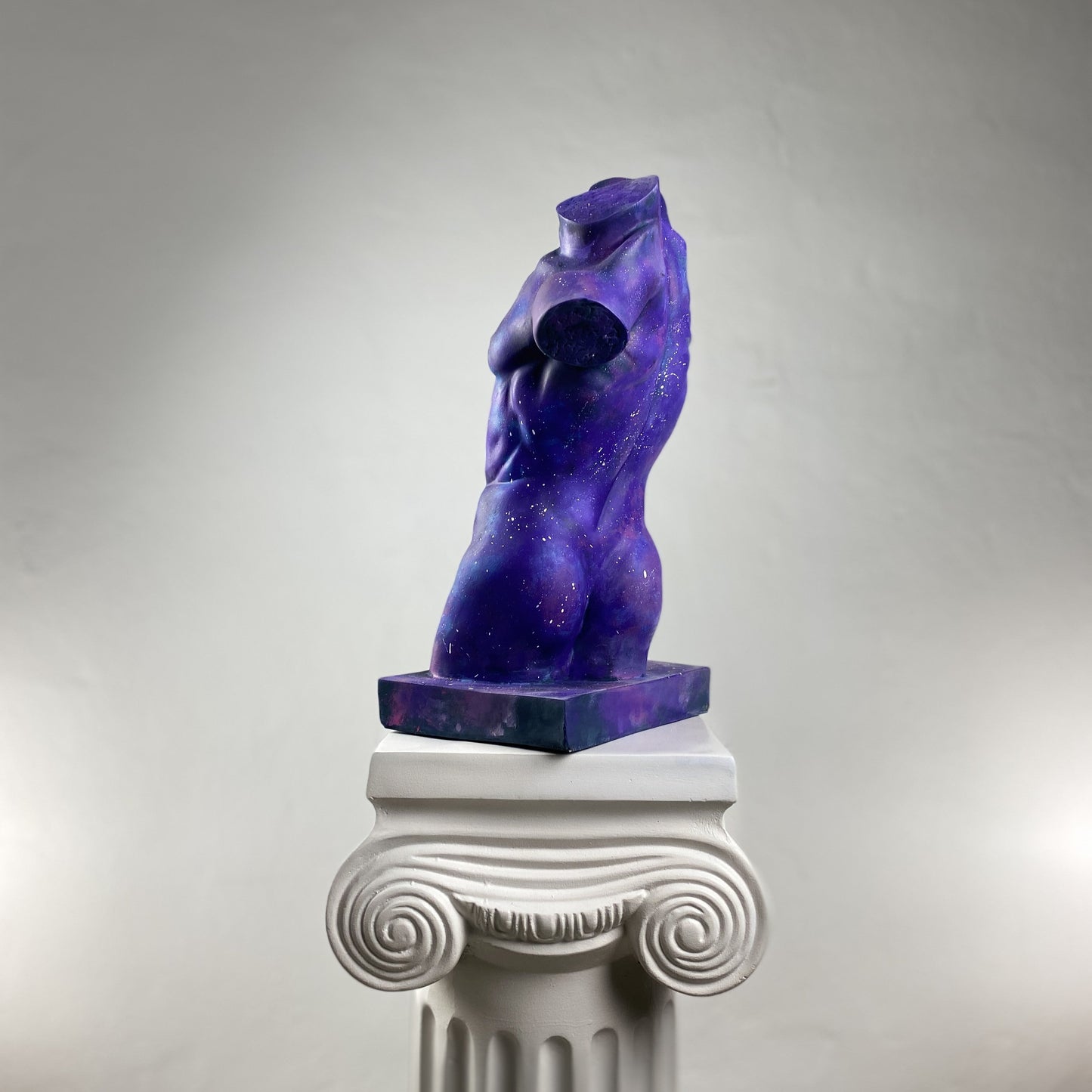 Torso Galaxy Heykel