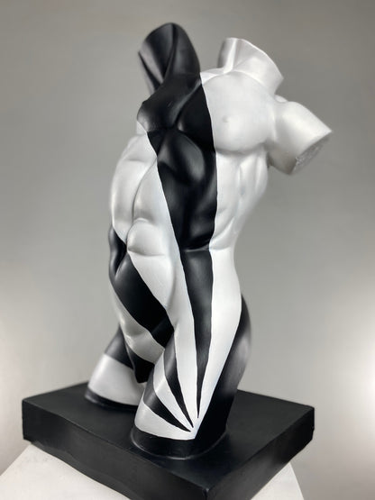 Torso White Rise Heykel