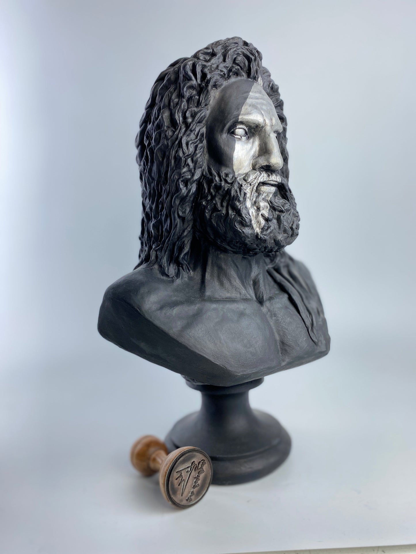 Zeus Silver Scar Heykel