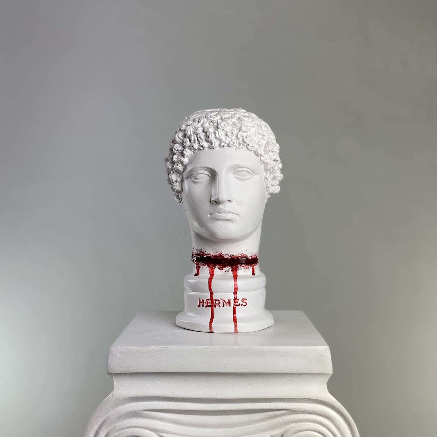 Hermes Cut Throat Heykel