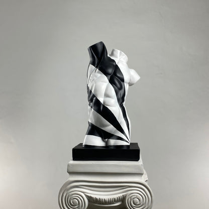 Torso White Rise Heykel