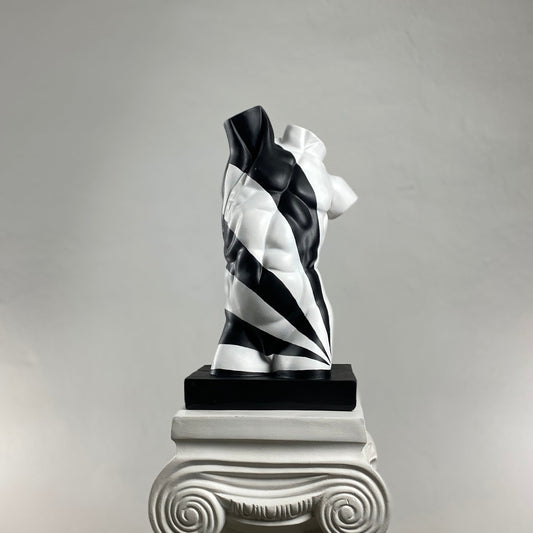 Torso White Rise Heykel